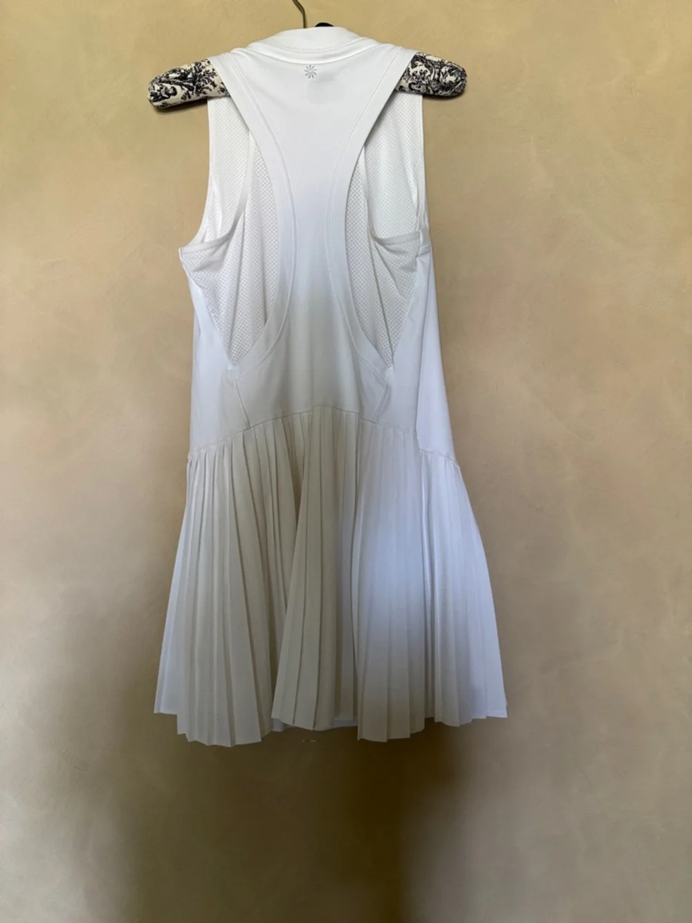 Women’s Athleta Sleeveless Tennis Pickleball Swing Dress size Meduim - Picture 4 of 6